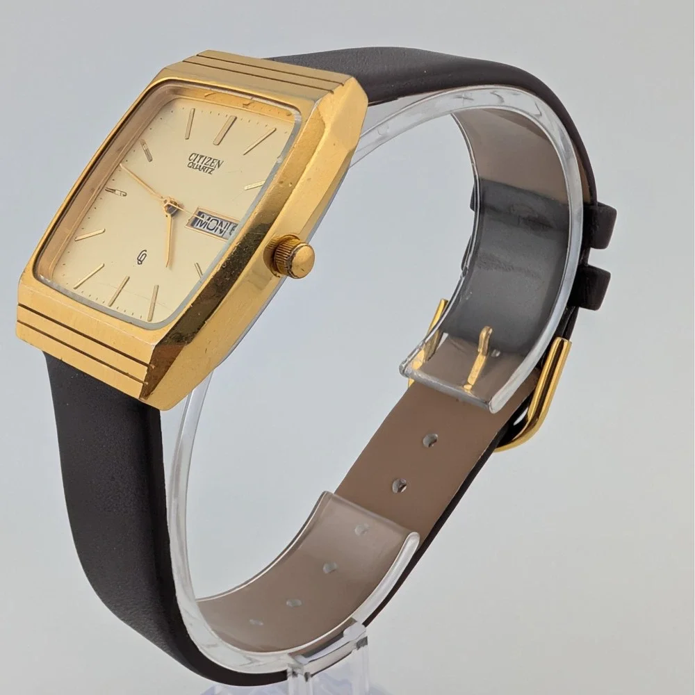 Citizen CQ Quartz 3801-450281 Vintage TV Dial Day Date Gold Tone 30mm Running